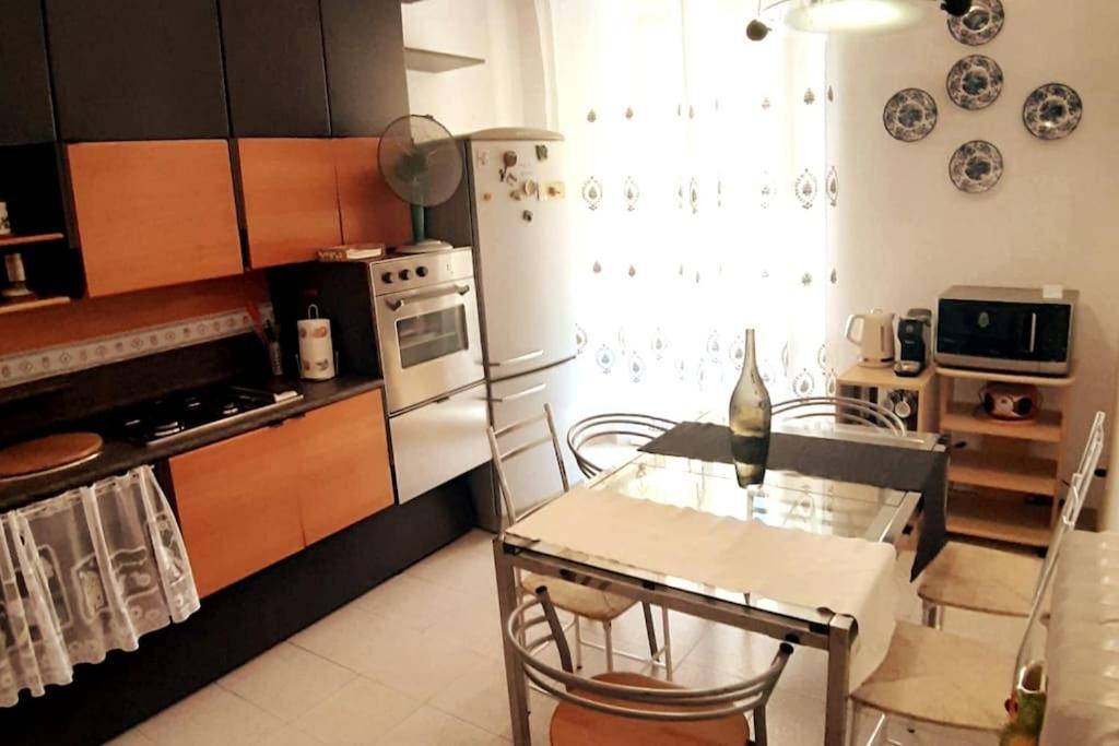 Gabry'S Home Three-Bedroom Big Apartment Near City Center & Train Station To Pisa And Florence & Ferries To Sardegna Corsica Livorno Ngoại thất bức ảnh